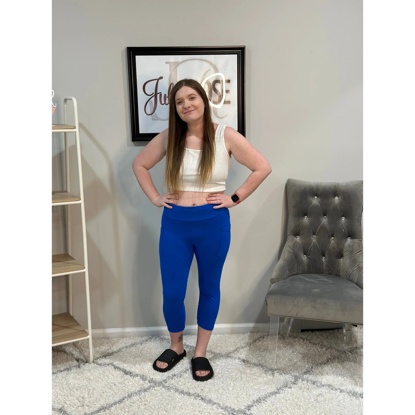 PREORDER: Capri Leggings with Pockets in Nine Colors Ave Shops