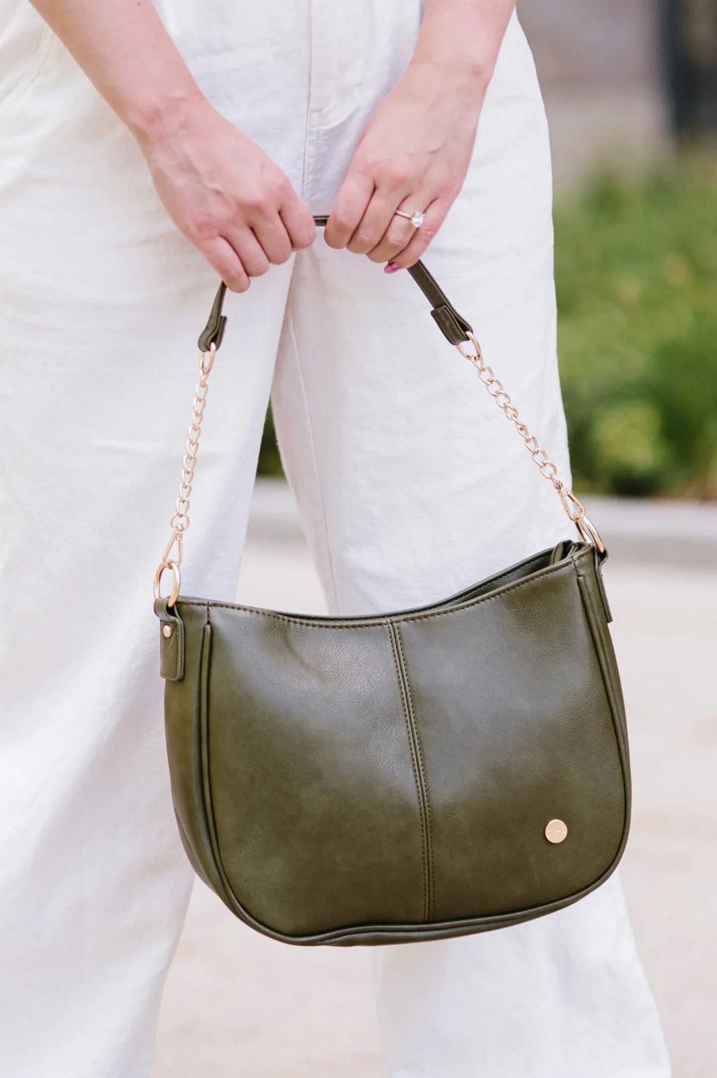 Marissa Saddle Crossbody Ave Shops