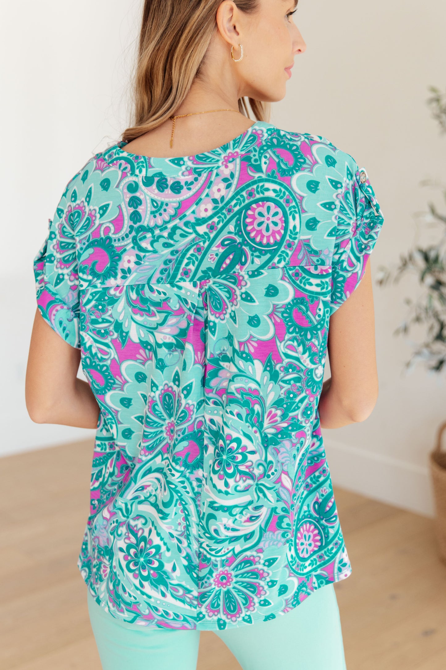 Lizzy Cap Sleeve Top in Magenta and Teal Paisley Ave Shops
