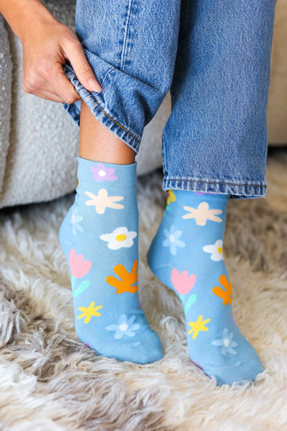 Sky Floral Ankle Socks - The Magnolia Cottage Boutique