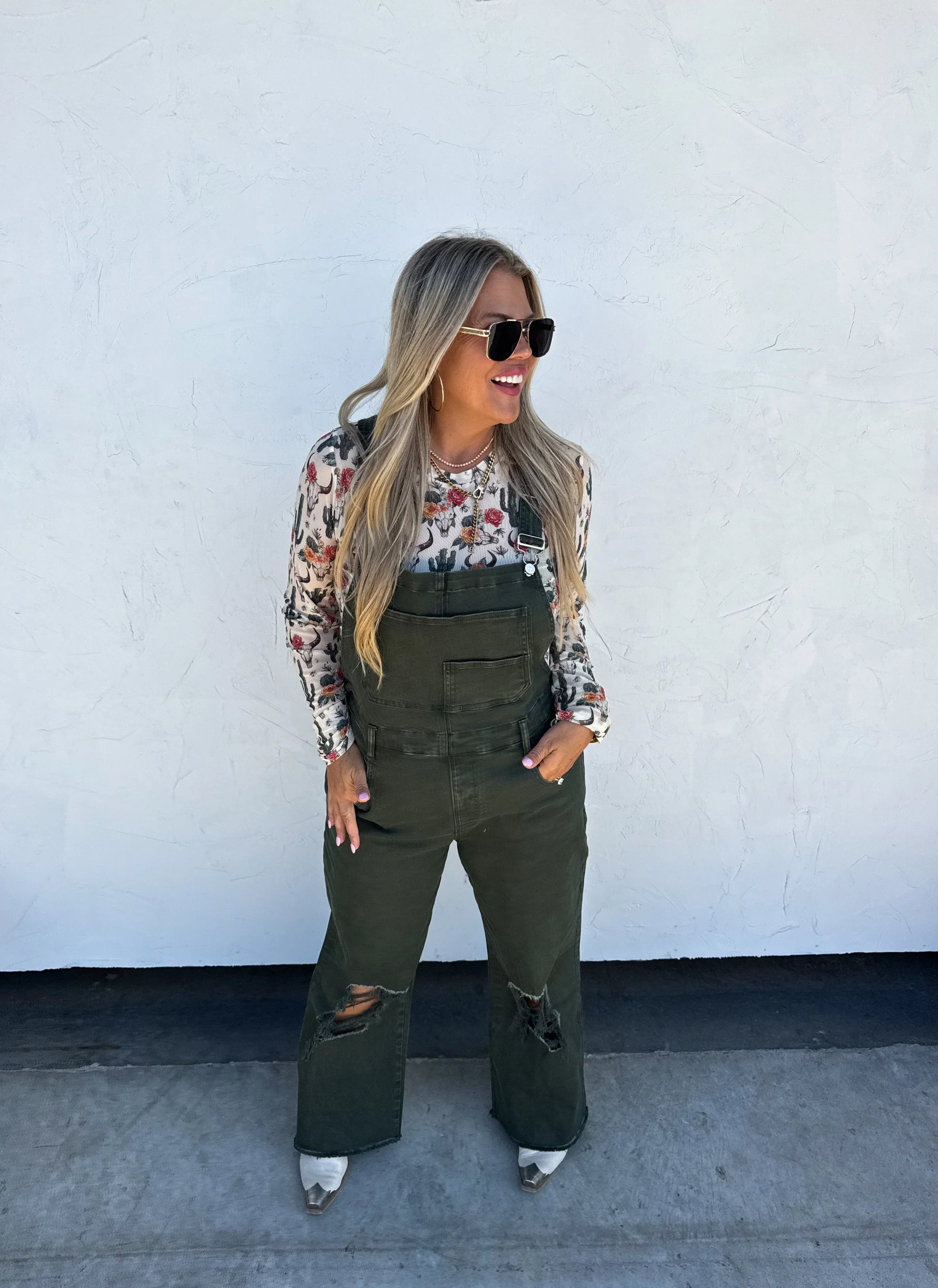 PREORDER: Dahlia Crop Wide Leg Overalls in Two Colors Ave Shops