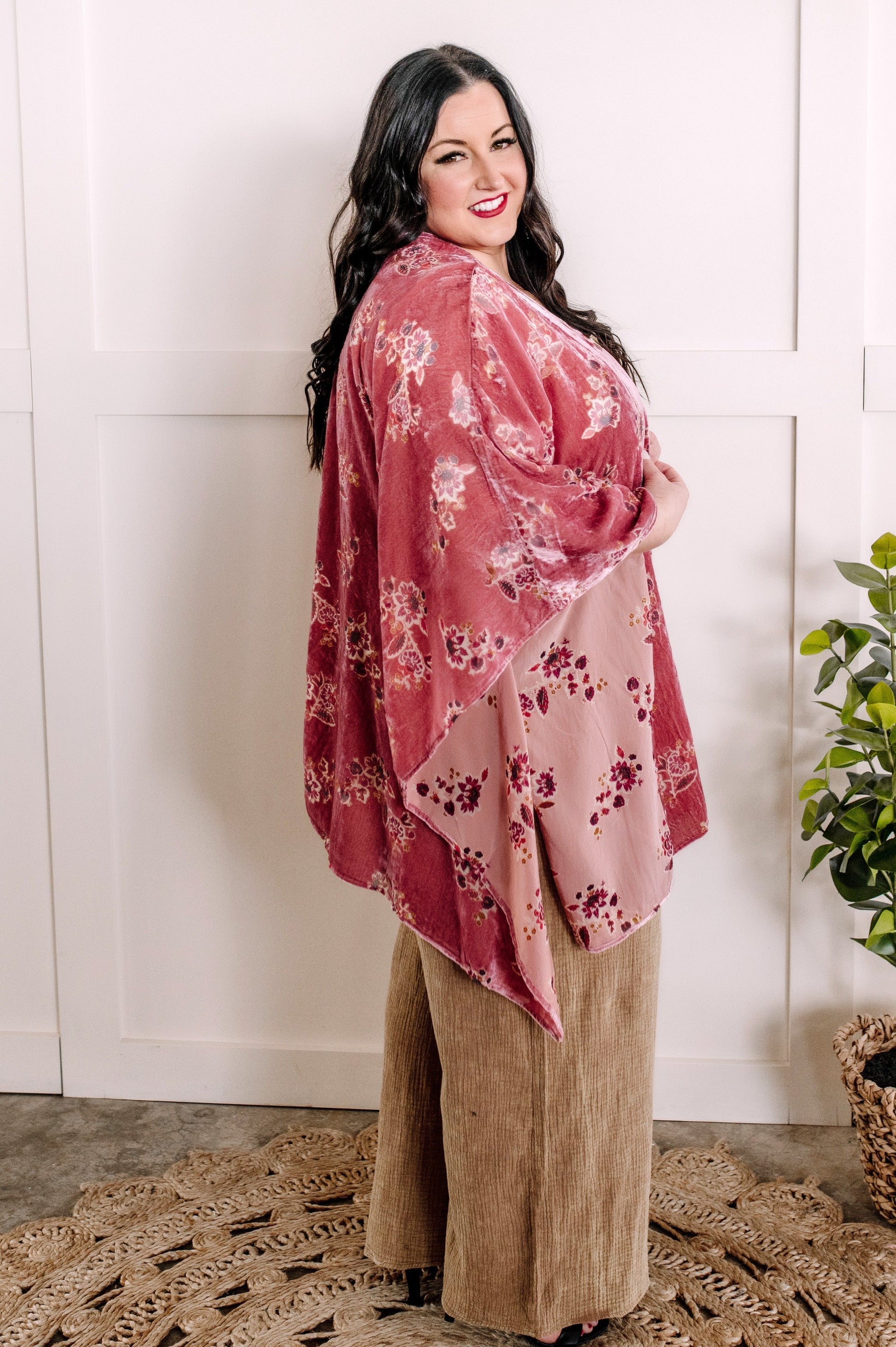 1.08 Ultra Soft Floral Kimono In Dusty Pink Velvet American Boutique Drop Ship