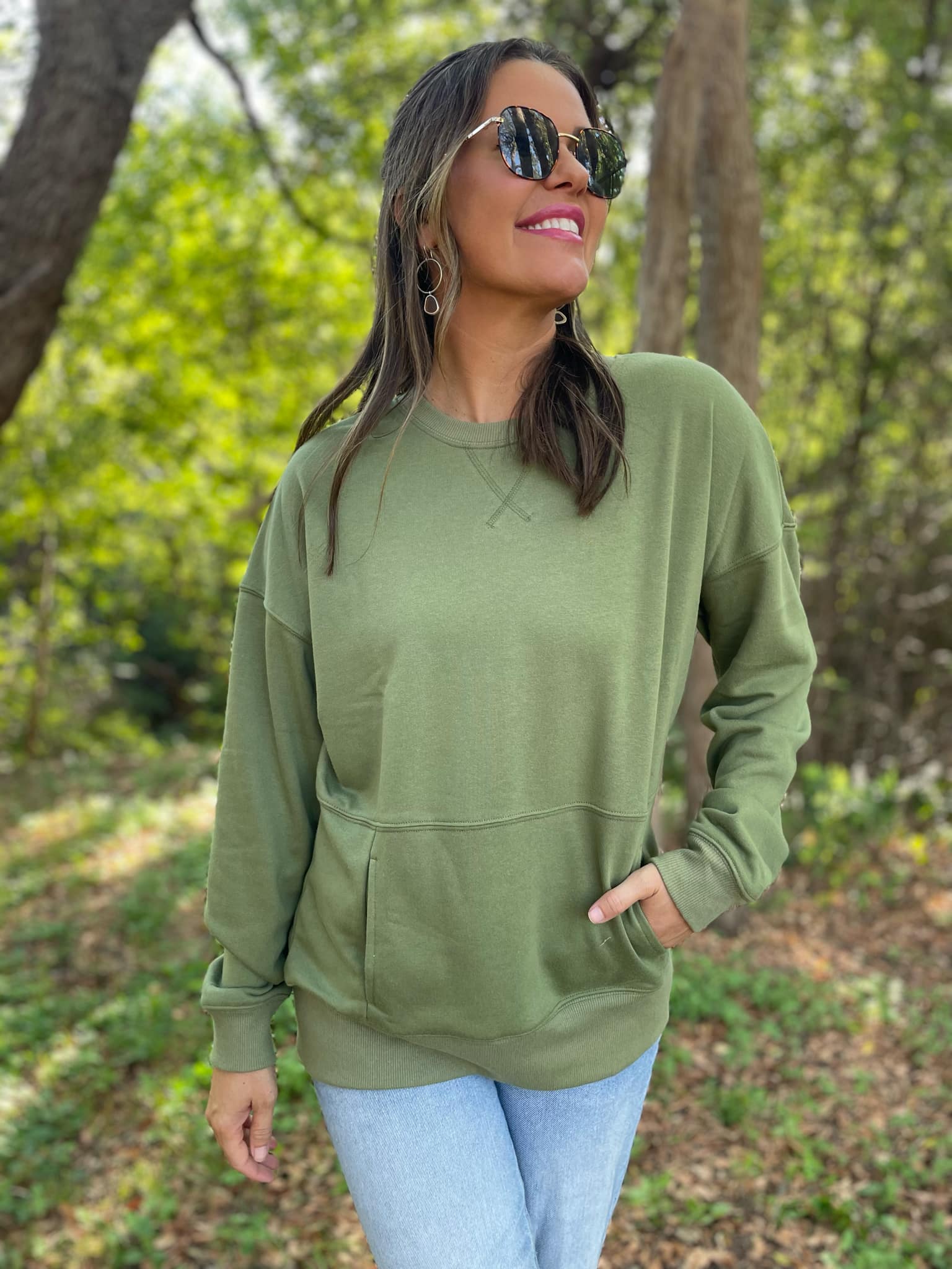 PREORDER: Magnolia Pocket Sweatshirt in Two Colors Ave Shops