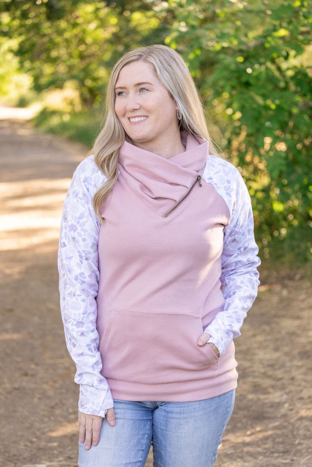 Michelle Mae Zoey Zip Cowl - Pink and Blush Floral