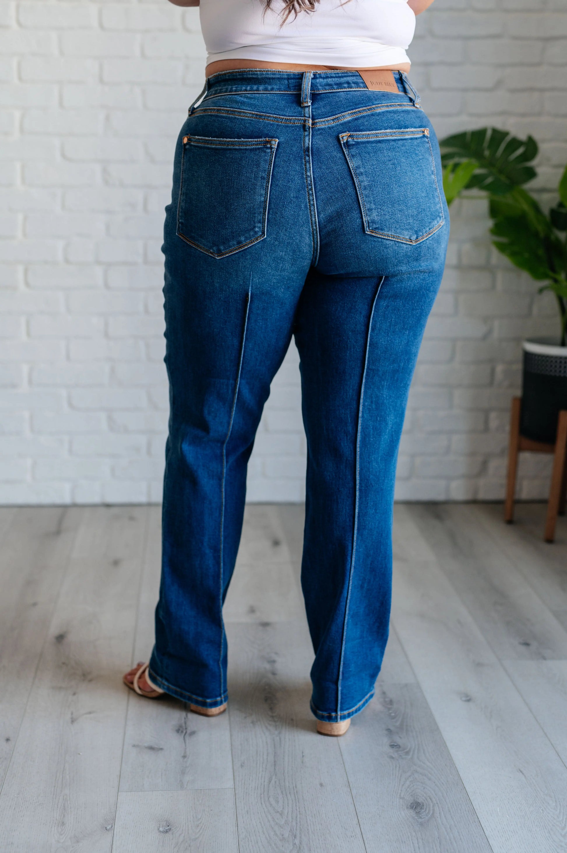 Campbell High Rise Center Seam Detail Straight Jeans Ave Shops