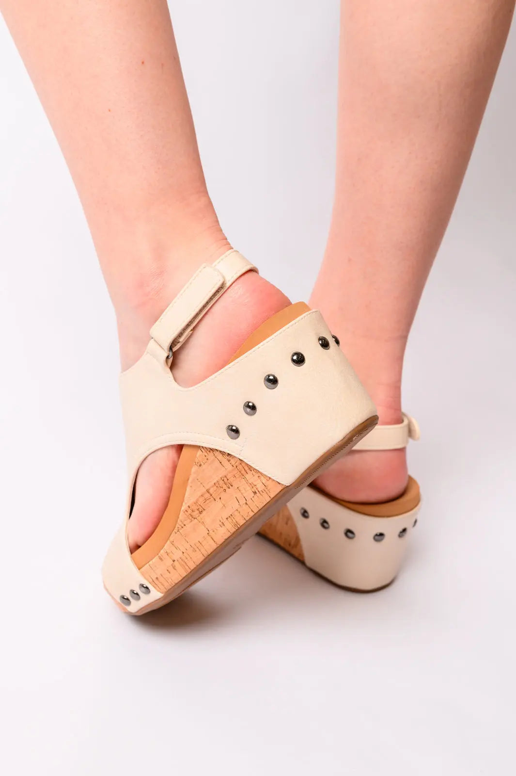 Carley Wedge Sandals in Cream Ave Shops