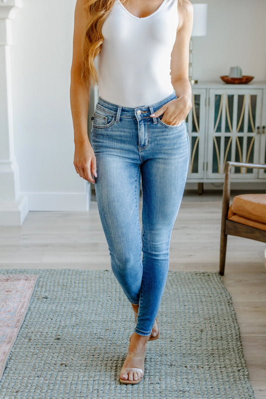 Catherine Mid Rise Vintage Skinny Jeans Ave Shops
