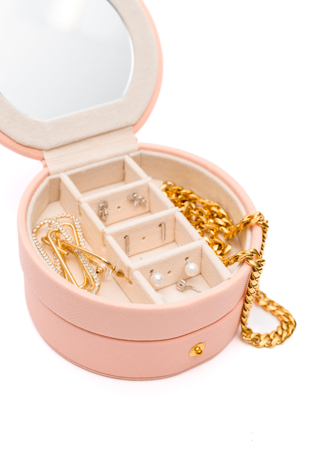 Circular Travel Jewelry Case in Pink Ave Shops