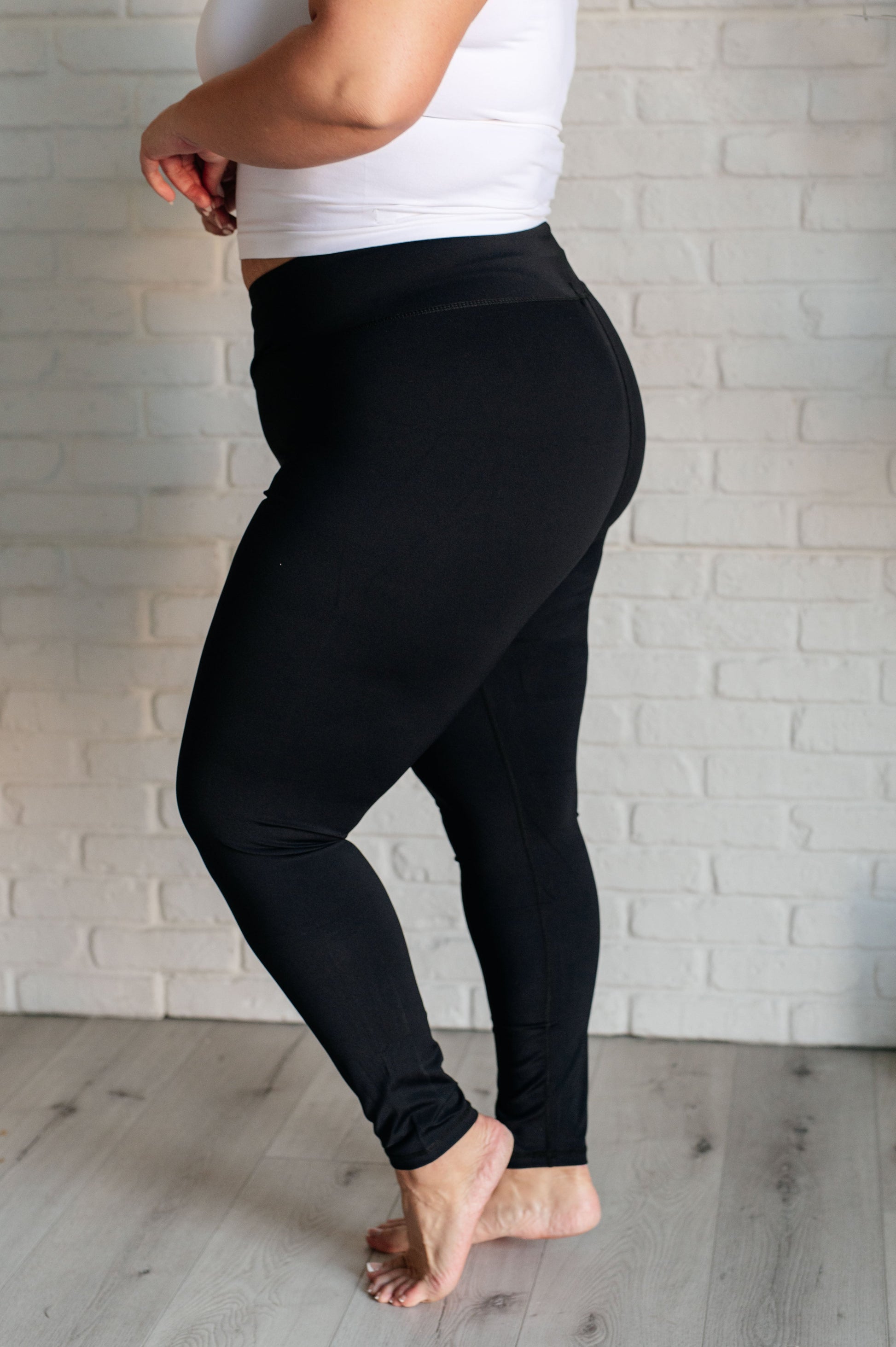 Do The Most V Front Leggings Ave Shops