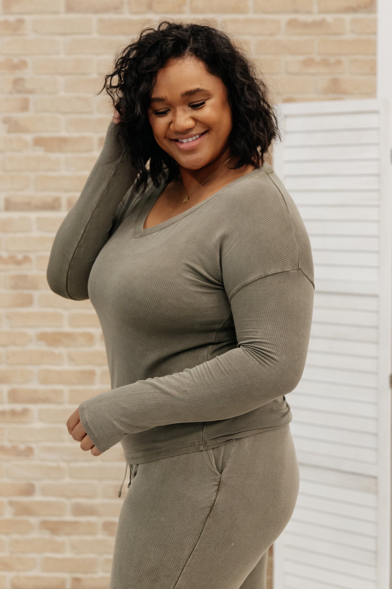 Essential Lounge Top in Mineral Wash Olive Ave Shops