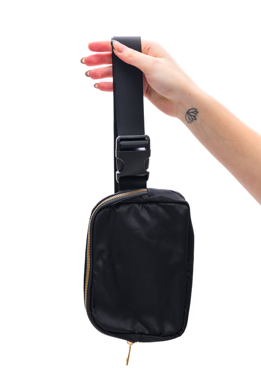 Everywhere I Go Crossbody Belt Bag in Black Ave Shops