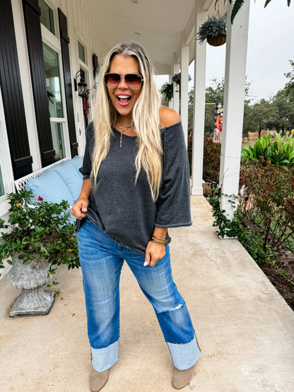 PREORDER: Tess Everyday Sweatshirt in Four Colors Ave Shops