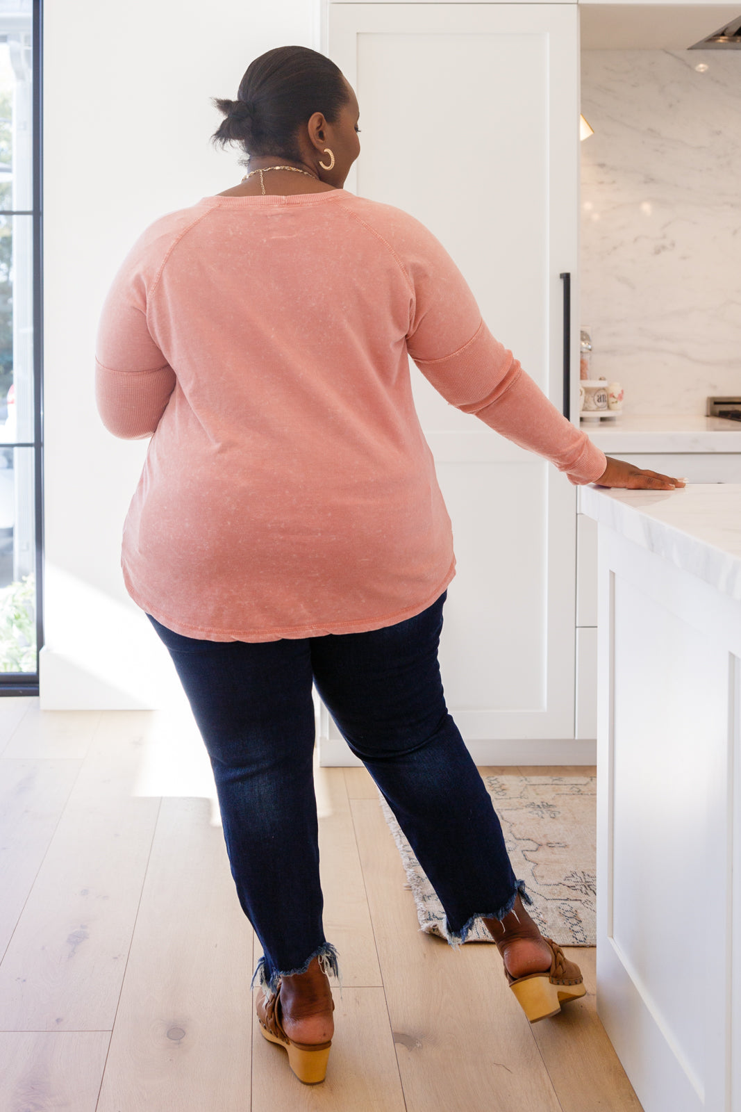 Fun Beginnings Raglan Top In Dusty Mauve Ave Shops