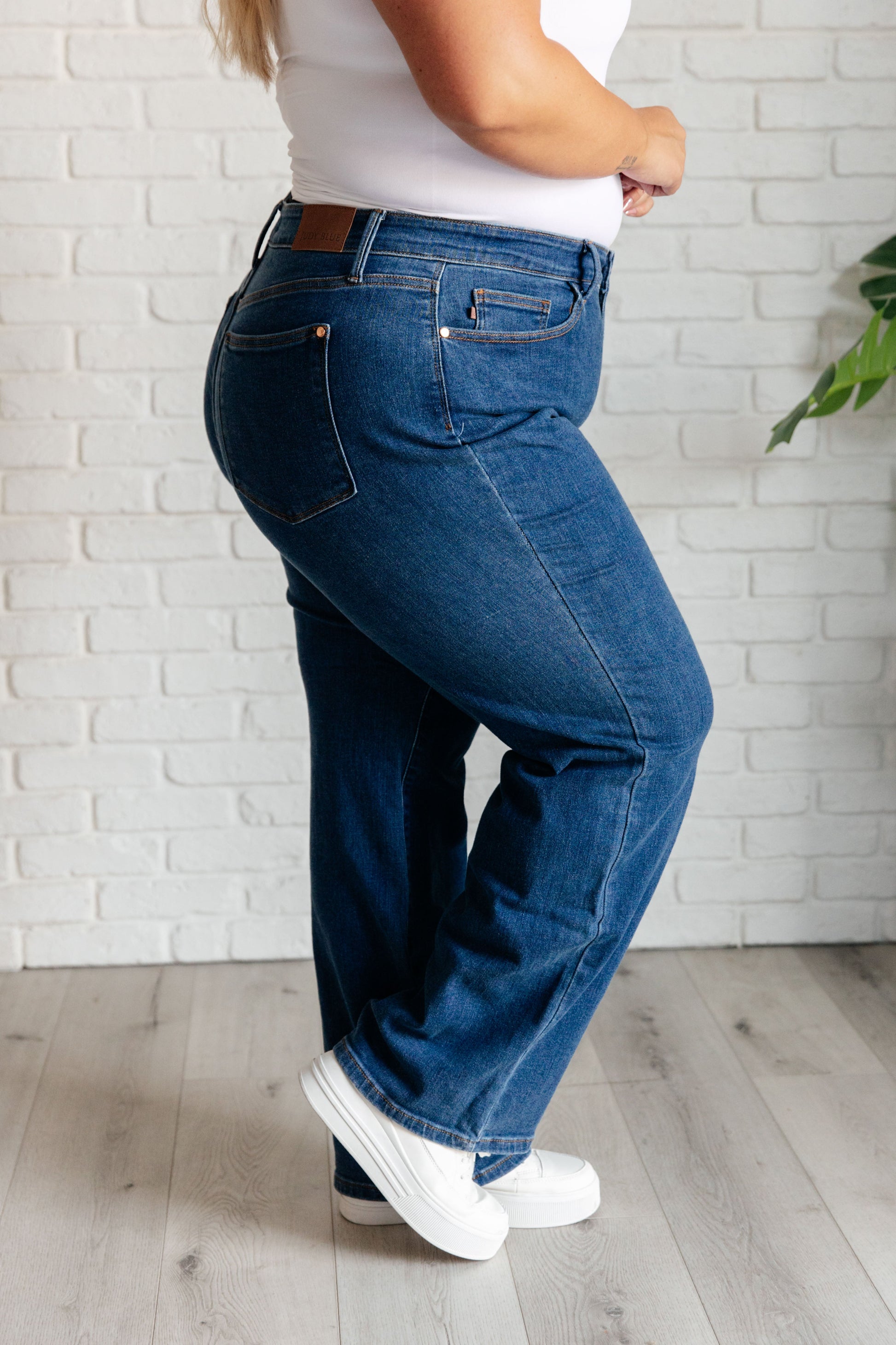 Hazel High Rise Vintage Wide Leg Jeans Ave Shops