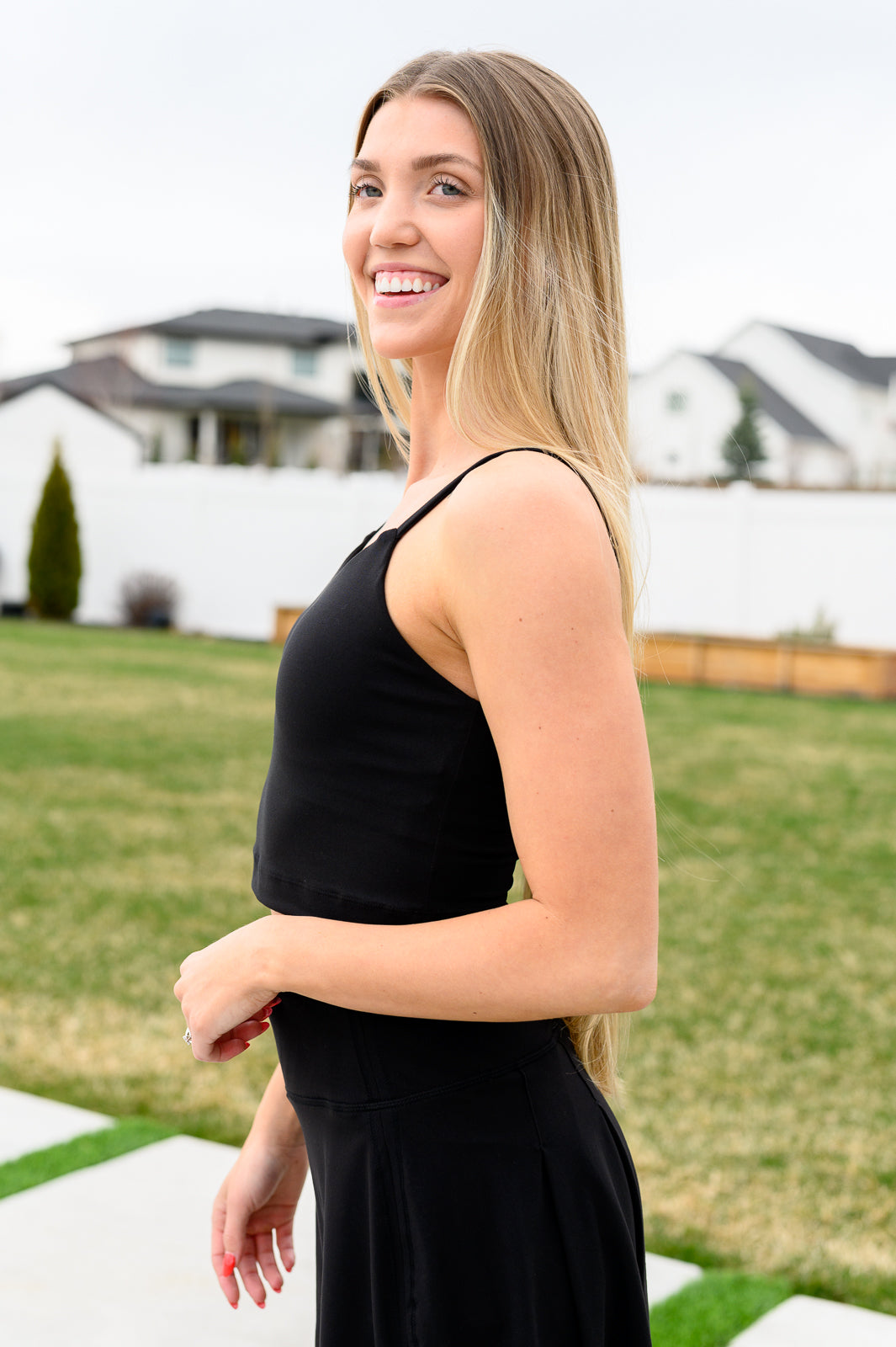 Hot Yoga Tank in Black Ave Shops