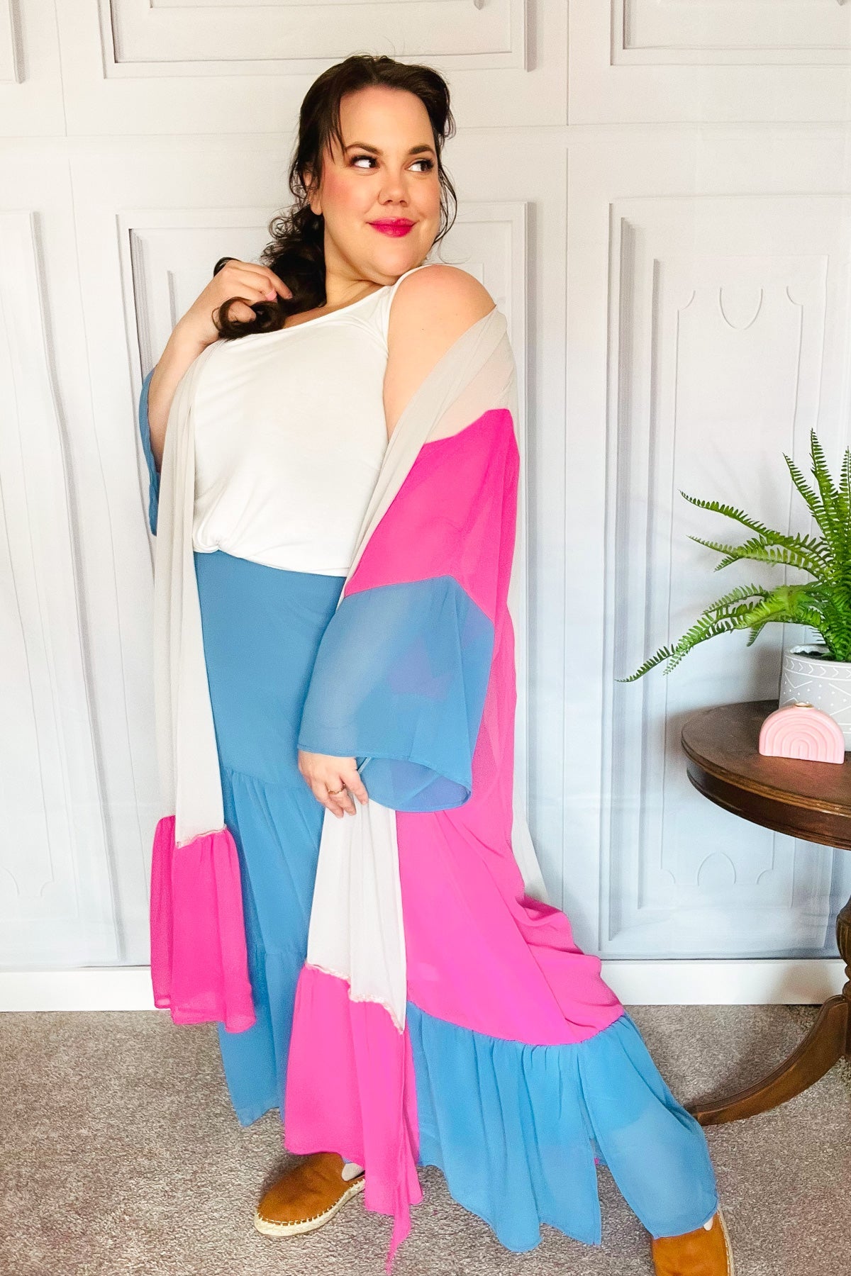 Taupe & Fuchsia Color Block Ruffle Hem Kimono