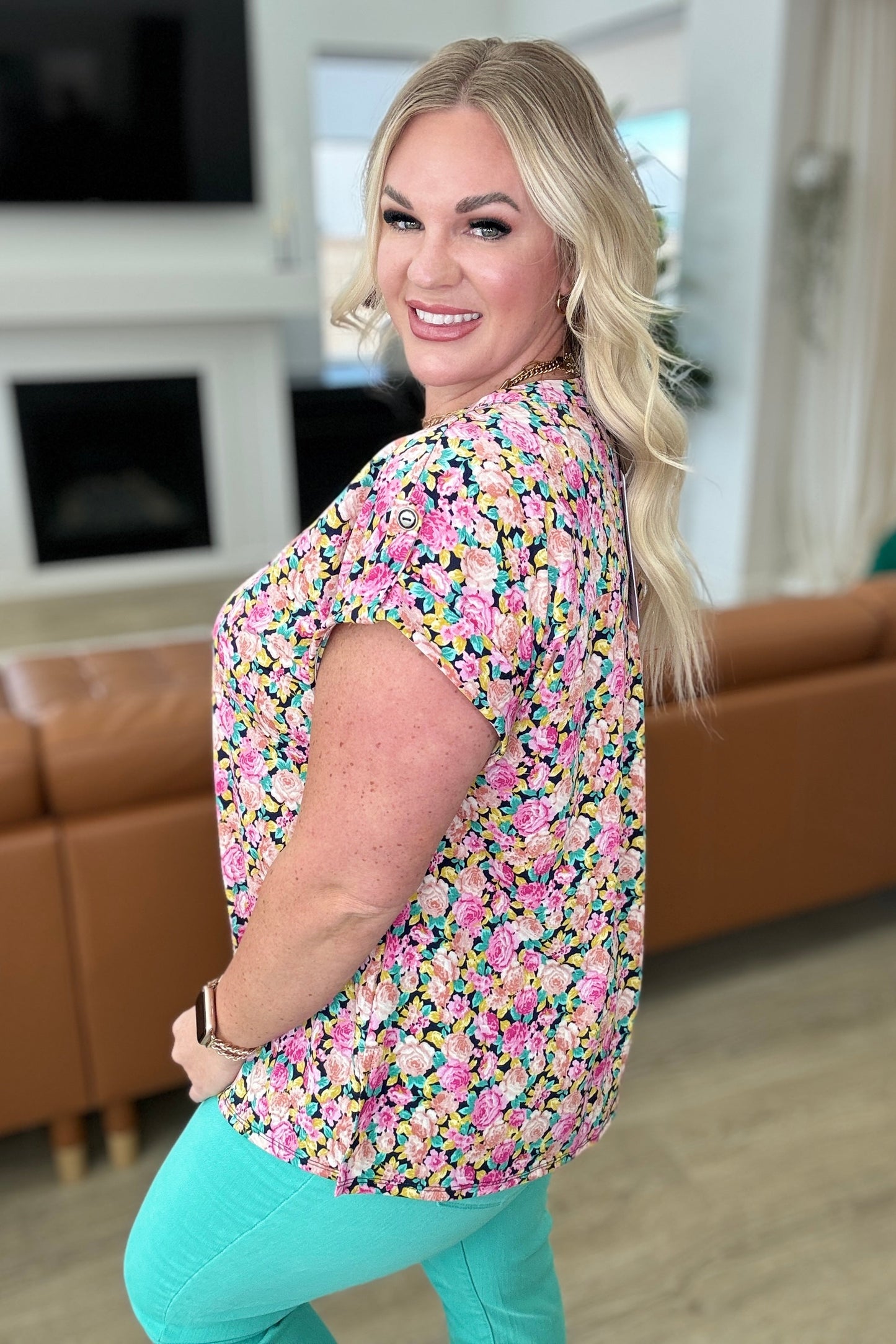 Lizzy Cap Sleeve Top in Navy and Rose Ditsy Floral Ave Shops