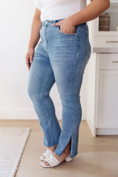 Jody Slim Flare Side Slit Jeans Ave Shops