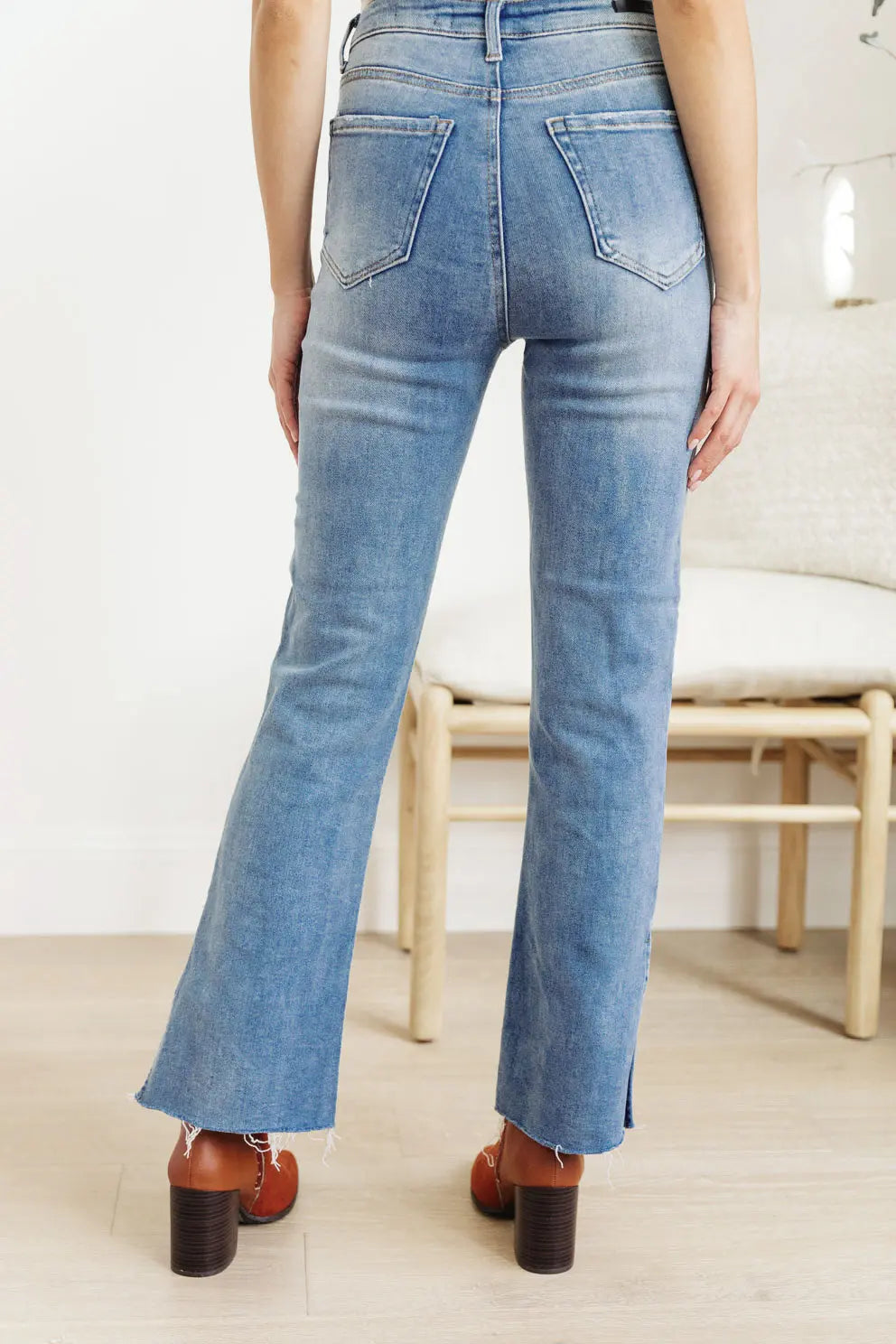 Jody Slim Flare Side Slit Jeans Ave Shops