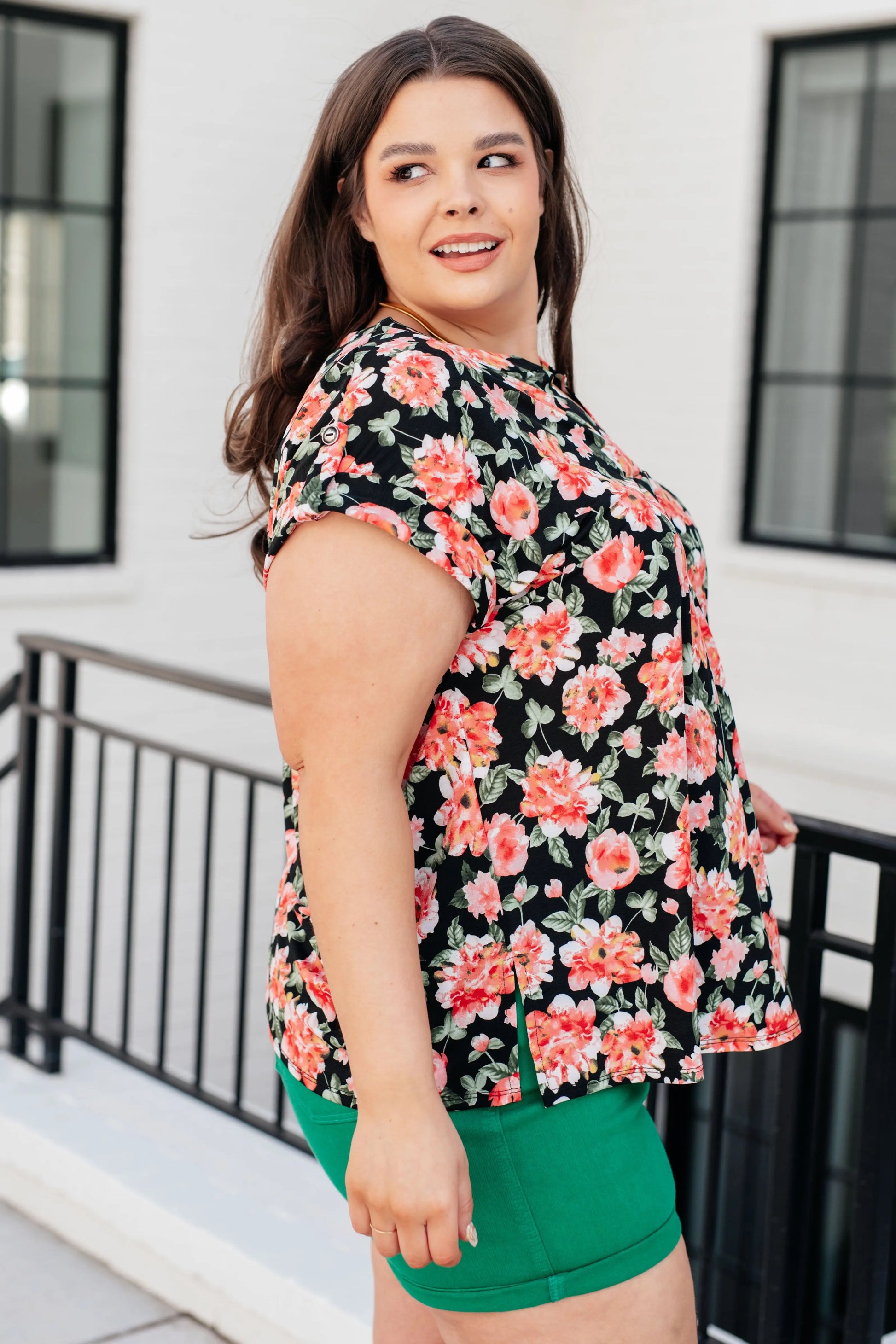 Lizzy Cap Sleeve Top in Black and Coral Floral Ave Shops