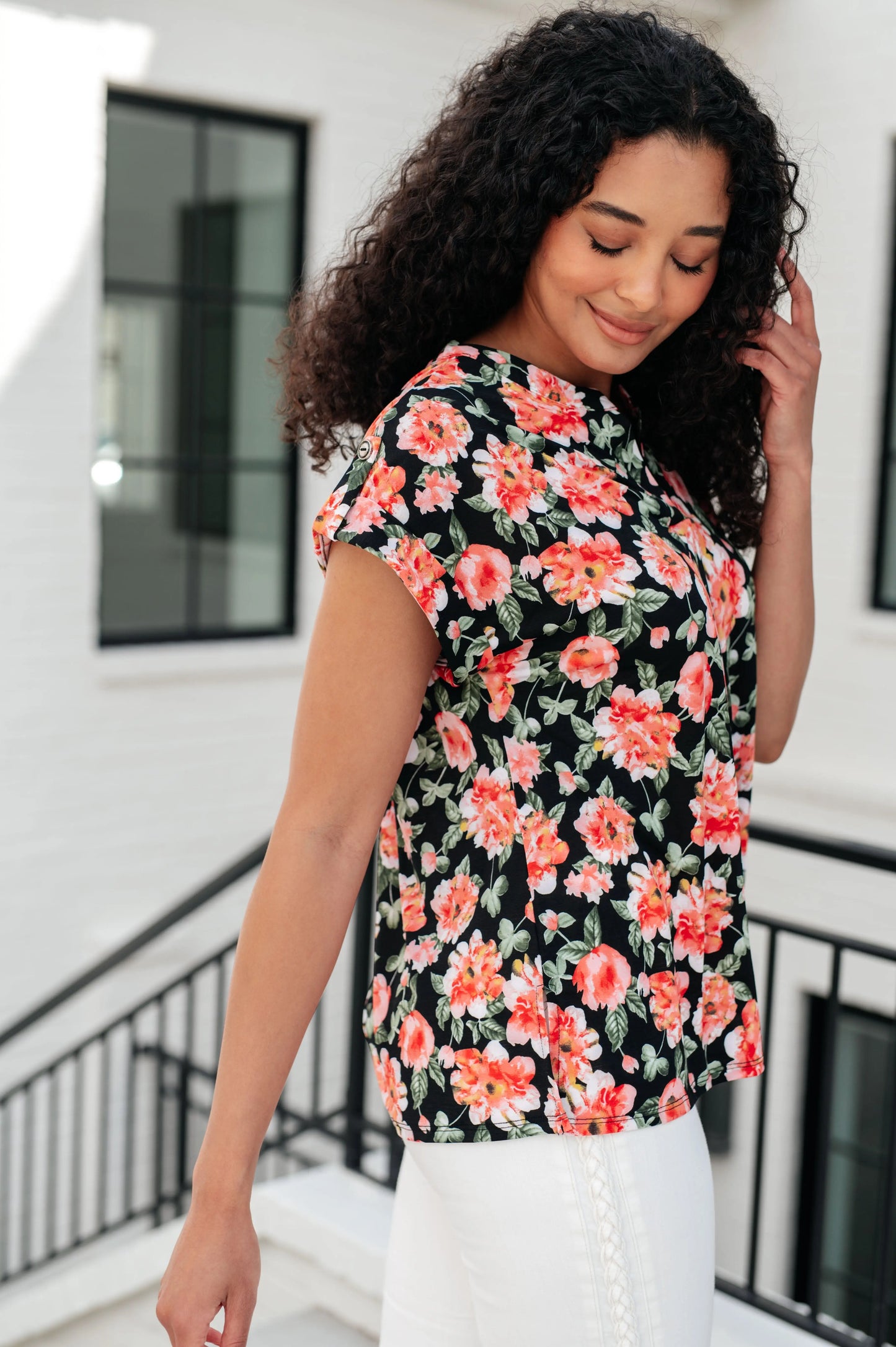 Lizzy Cap Sleeve Top in Black and Coral Floral Ave Shops