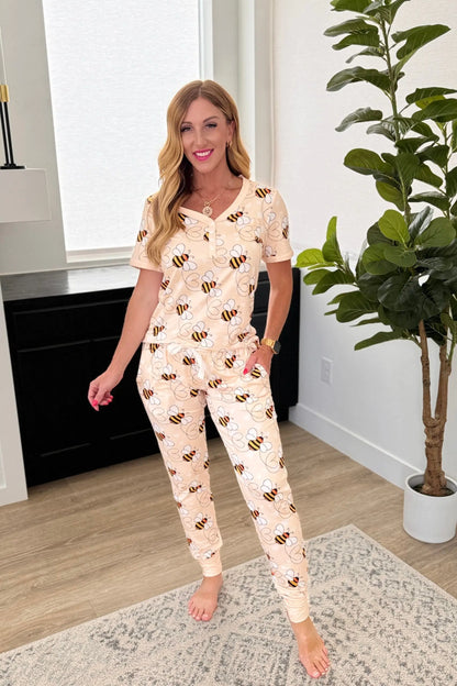 PREORDER: Short Sleeve Jogger Pajama Set in Eight Prints Ave Shops