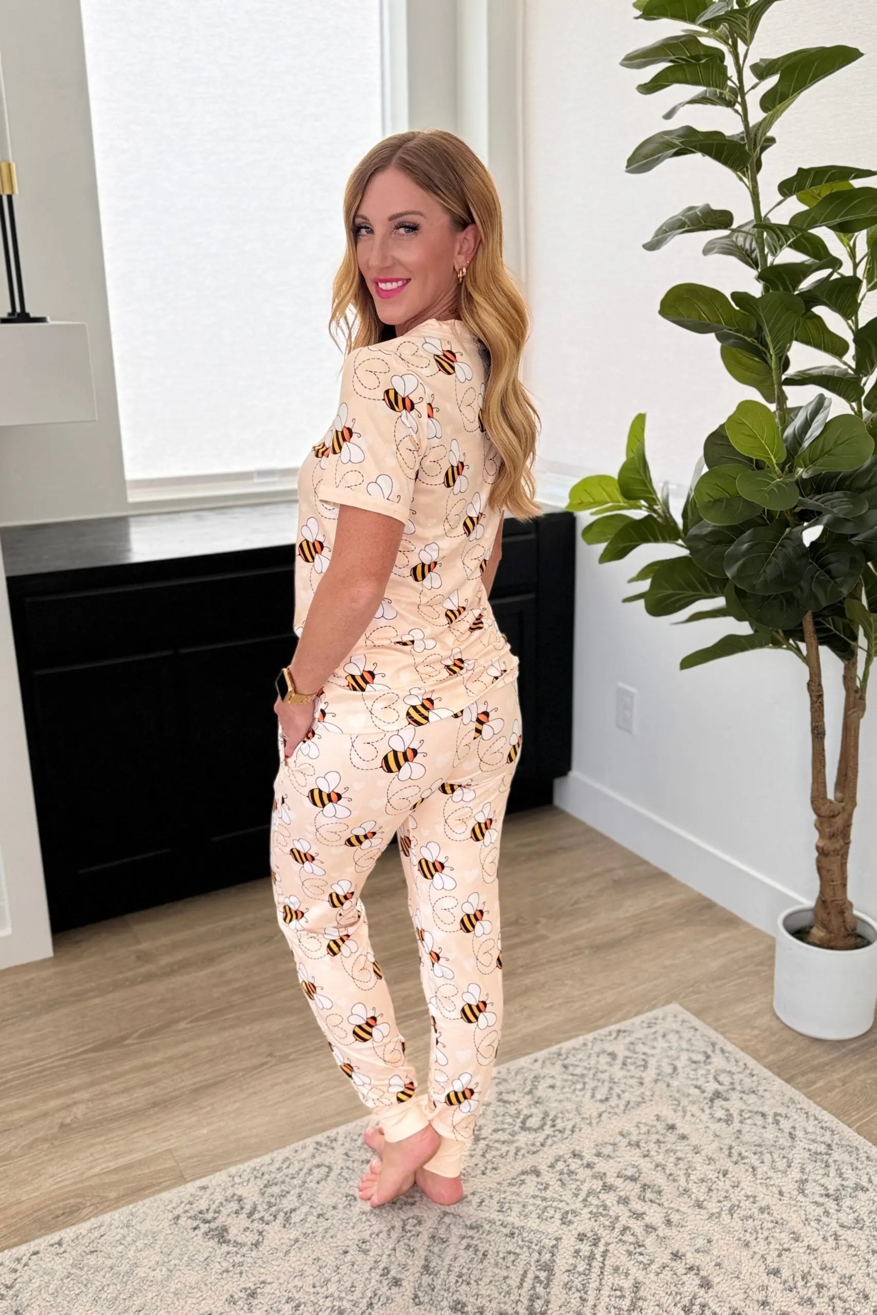 PREORDER: Short Sleeve Jogger Pajama Set in Eight Prints Ave Shops