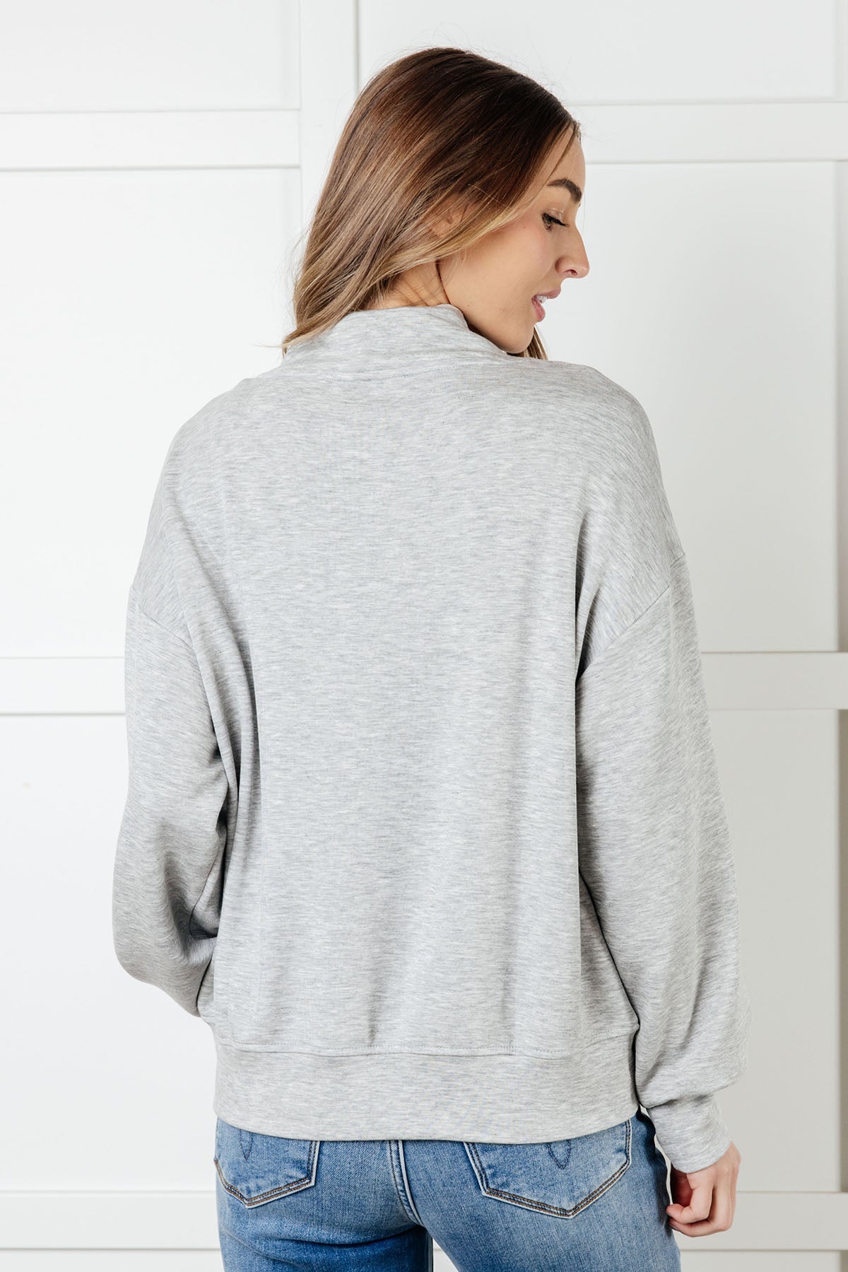 Rogue Runner Half Zip Jacket in Heather Grey Ave Shops