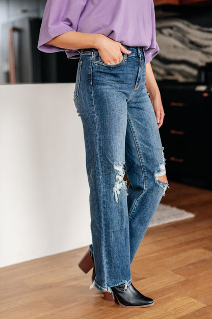 Rose High Rise 90's Straight Jeans in Dark Wash Ave Shops