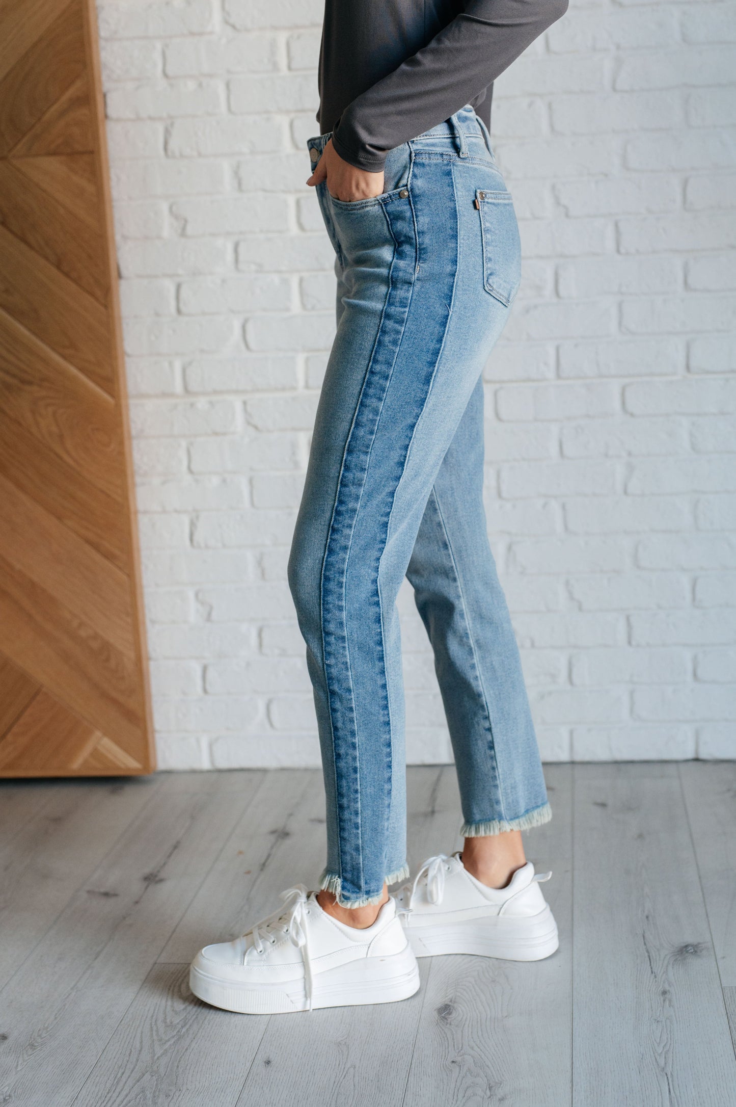 Susan High Rise Side Panel Detail Slim Jeans Ave Shops