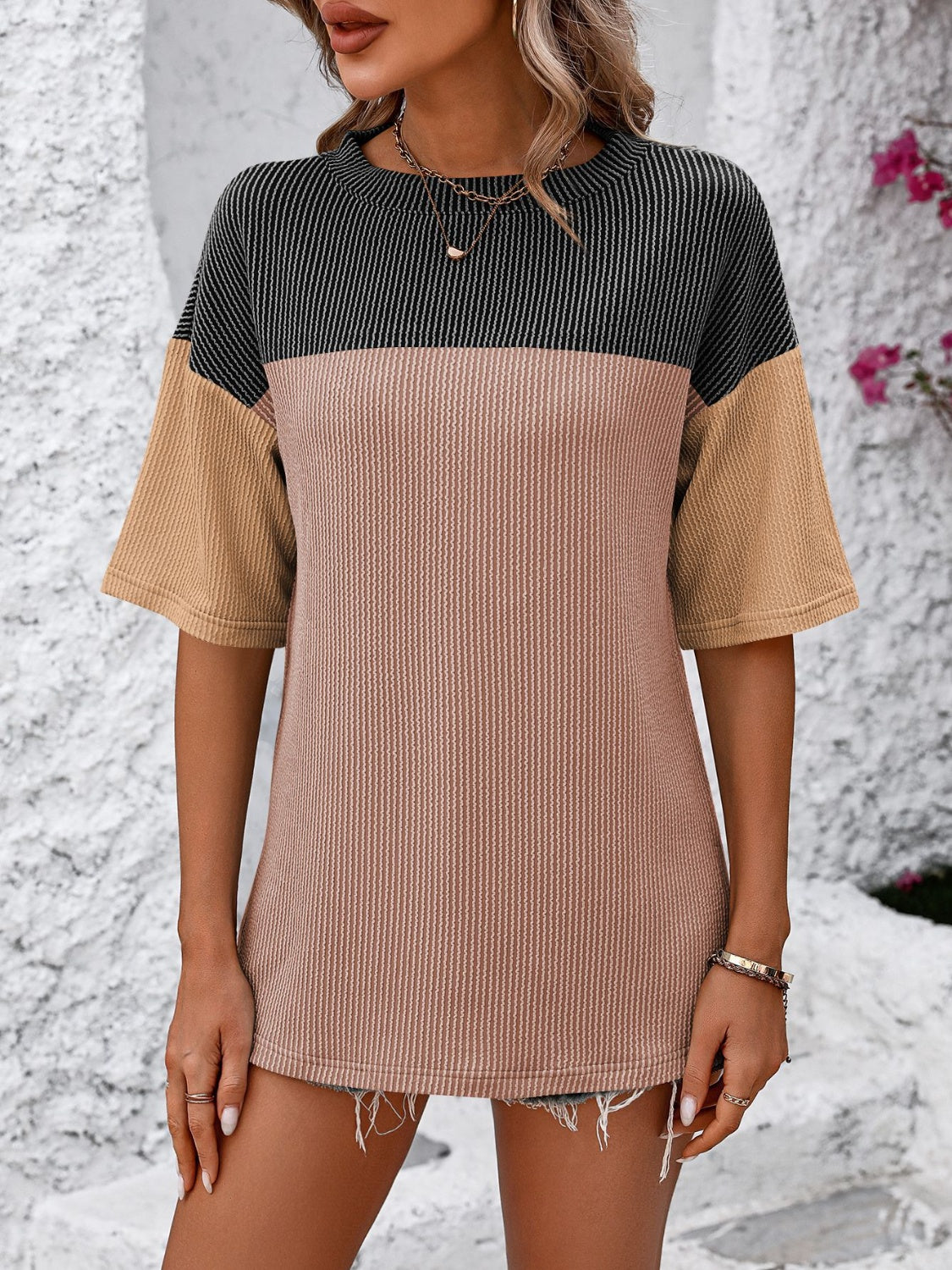 Color Block Round Neck Half Sleeve T-Shirt Trendsi