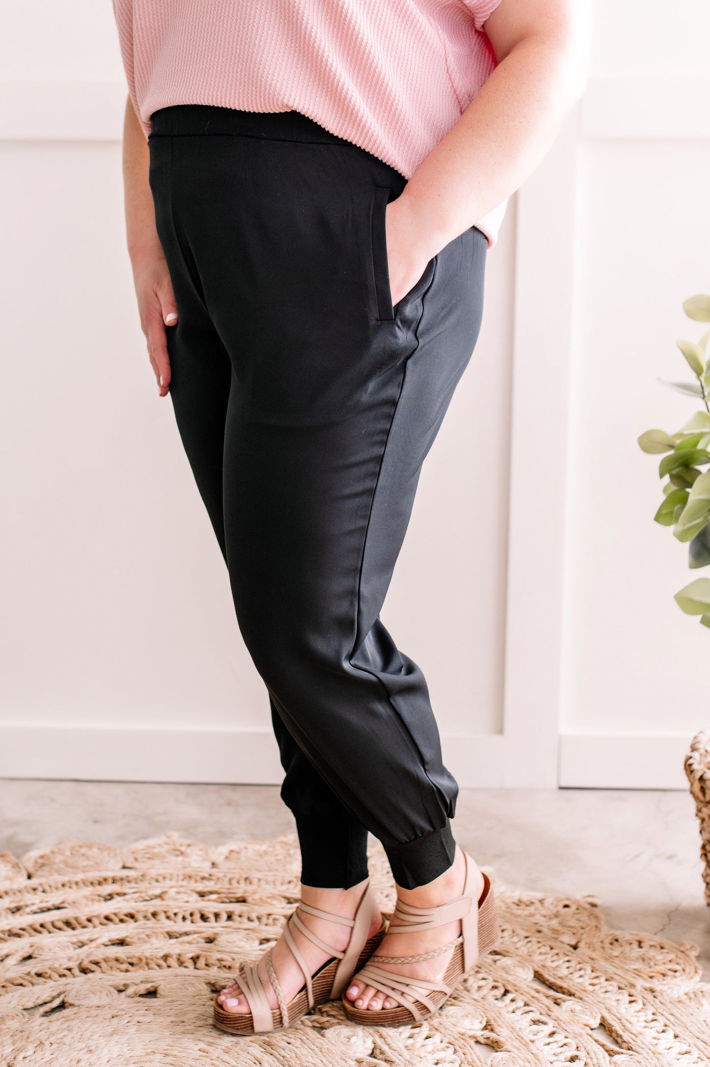 3.4 Chic Jogger Pant With Pockets In Black Onyx American Boutique Drop Ship