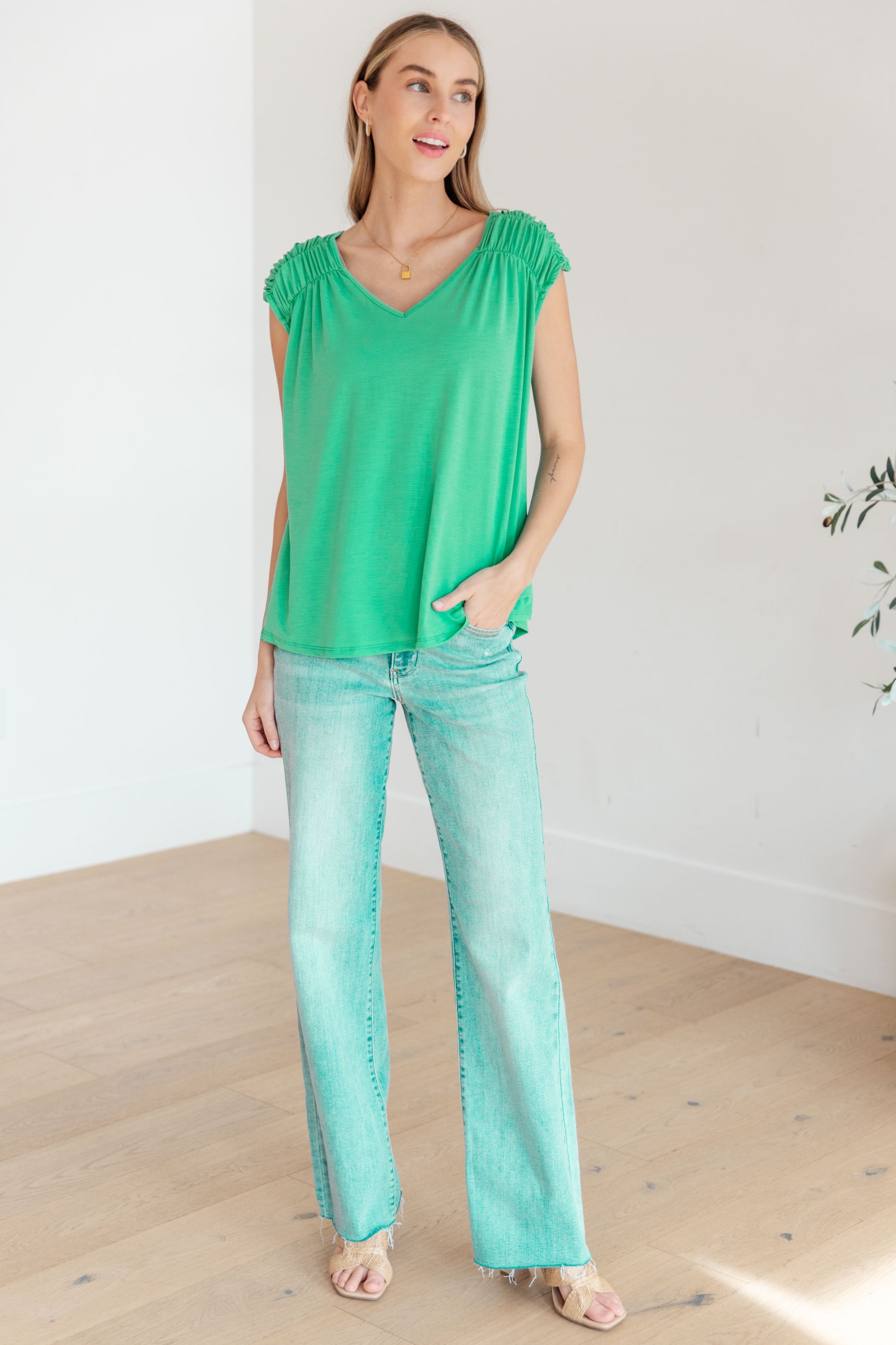 Ruched Cap Sleeve Top in Emerald Ave Shops