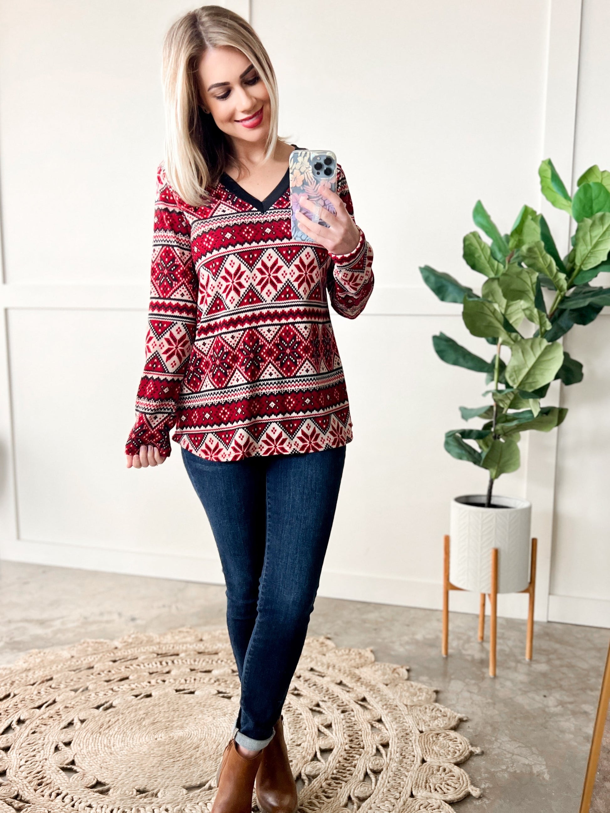 12.4 V Neck Sweater Knit Top In Red Snowflake Kiwidrop