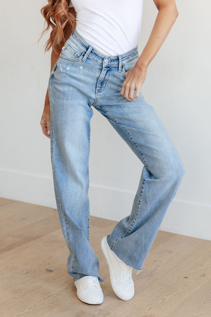 Mildred High Rise V Front Waistband Straight Jeans Ave Shops