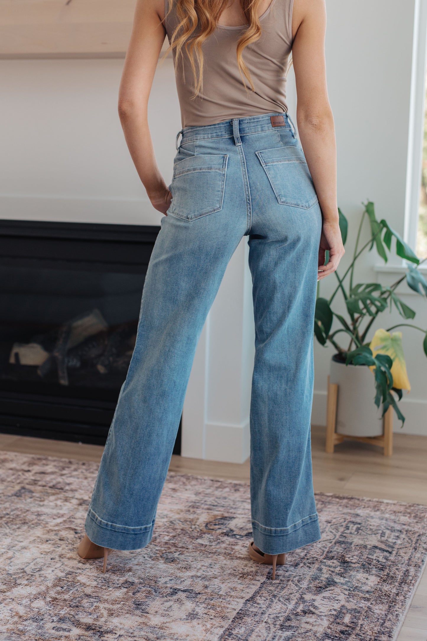 Mindy Mid Rise Wide Leg Jeans Ave Shops